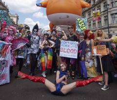 The UK liberals protesting with Baby Trump blimp