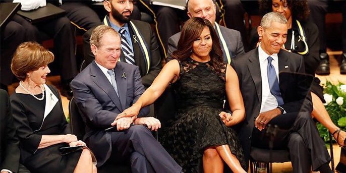 The Bushes and the Obamas - just one big happy globalist elite family