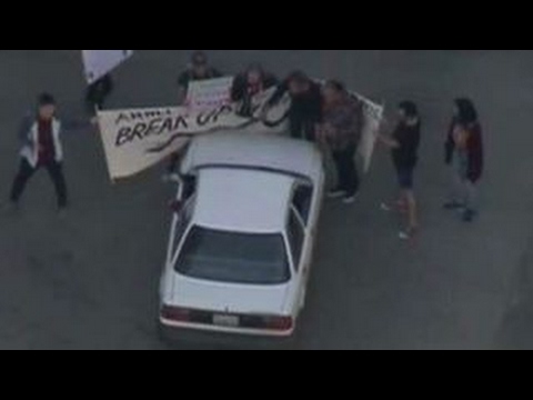 Driver in Los Angeles rams through pipeline protest