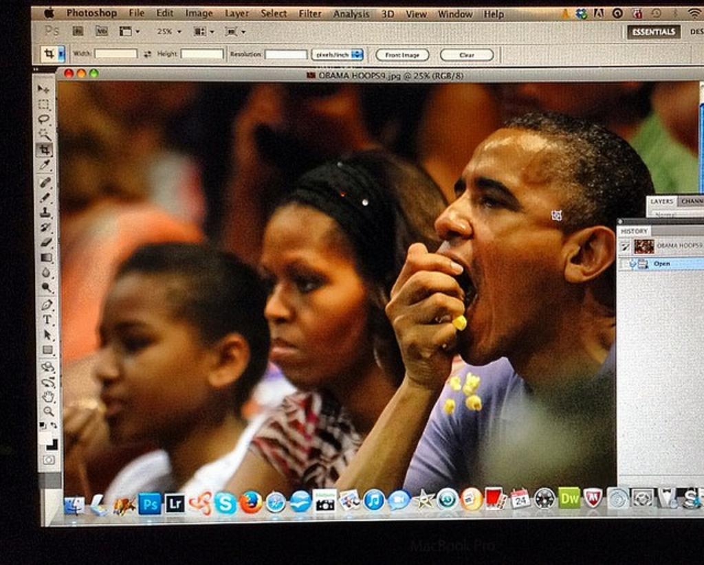 obama skinny freak sloppy eater and michelle looks like a be-yotch