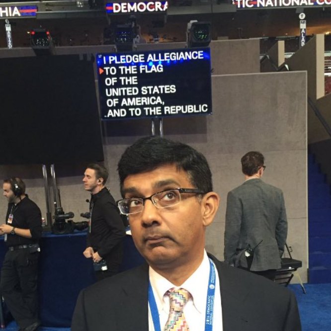 DNC 2016 Needed words of pledge of allegience on a teleprompter